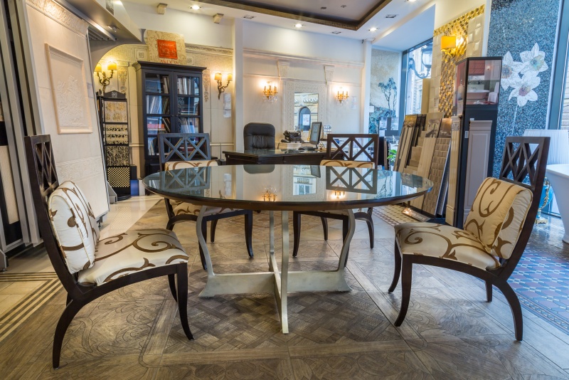 Основа стола без столешницы, отделка Cordovan 102,5x102,5x73см