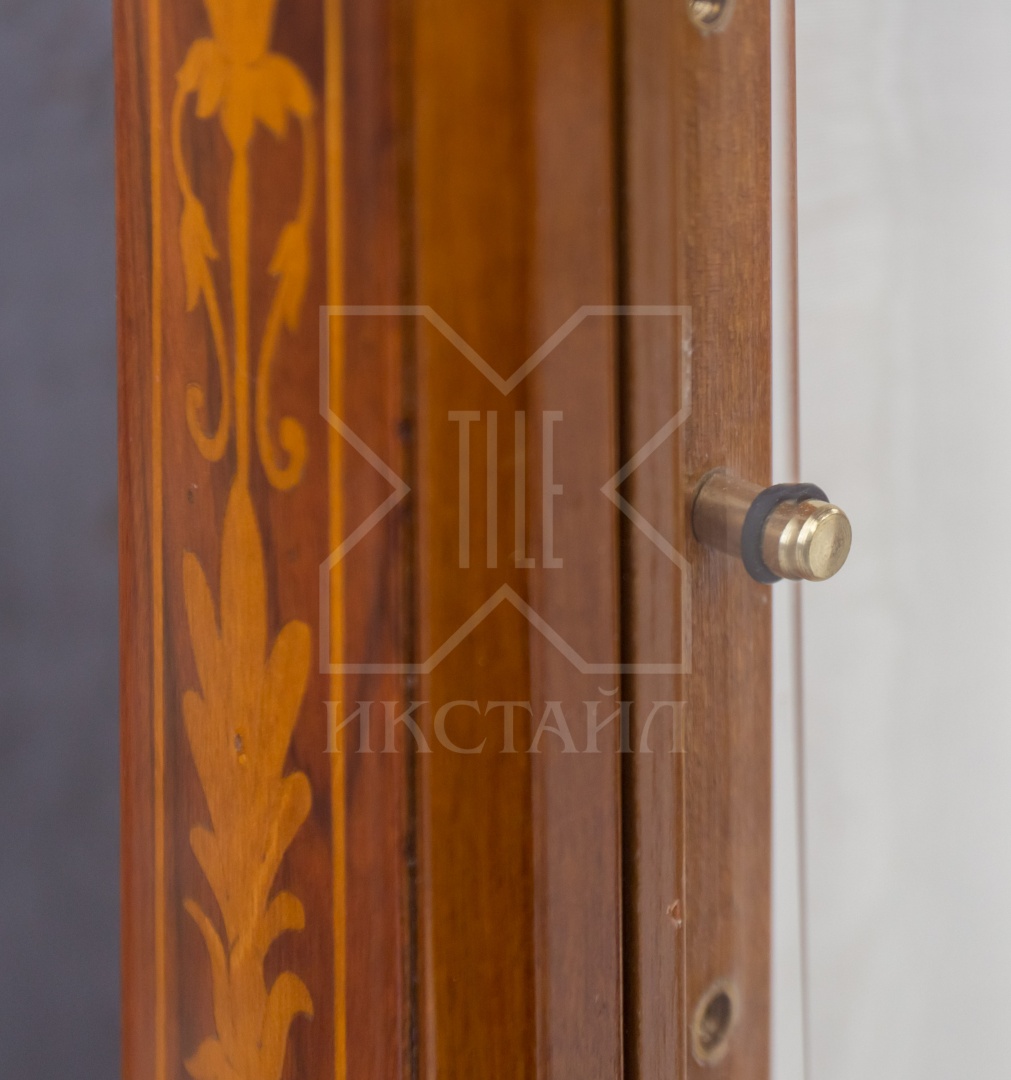 Витрина 63х44хН197, отделка корень ясеня как сервант 2233