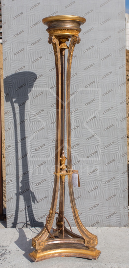 Светильник напольный, декор 260. Доп.комплектация: латунные ролики, ретрокабель, LED RGB