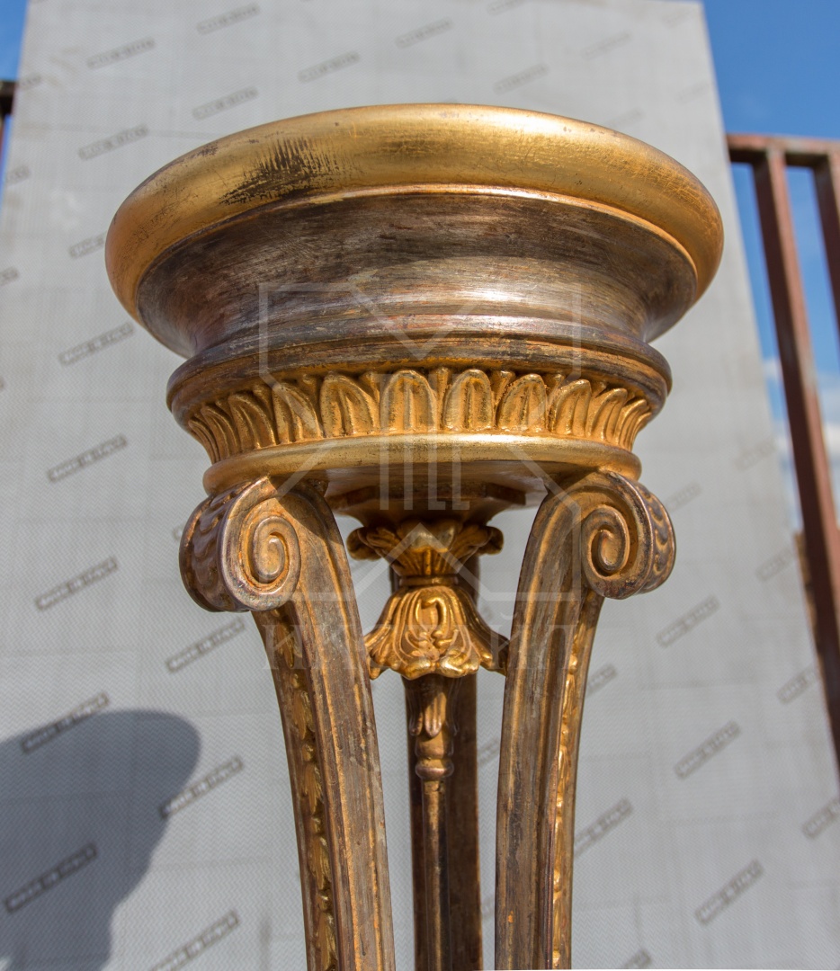 Светильник напольный, декор 260. Доп.комплектация: латунные ролики, ретрокабель, LED RGB