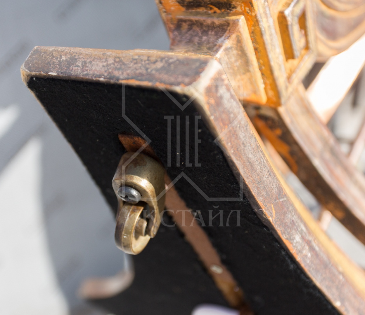 Светильник напольный, декор 260. Доп.комплектация: латунные ролики, ретрокабель, LED RGB