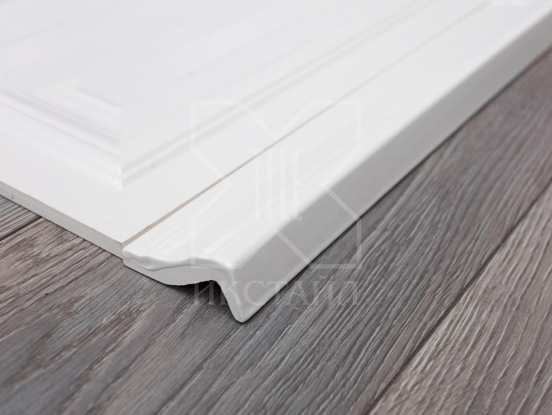 Карниз Белый 6,5x40 см