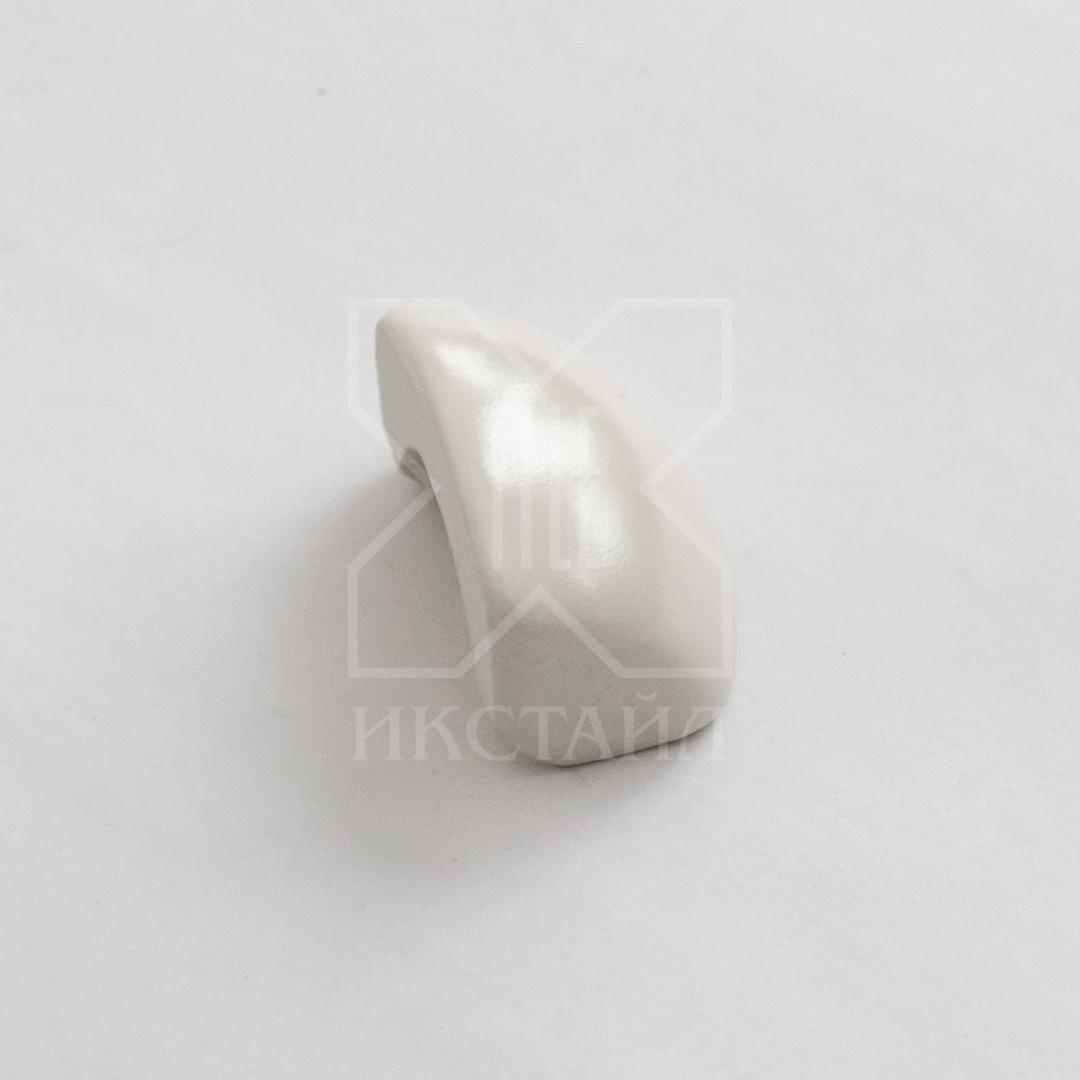 Угол к карандашу Белый 2х2,5 см